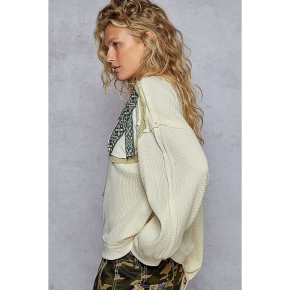 POL Cream Peace Patch Vintage Washed Waffle Knit Top Relaxed Fit - Picture 5 of 10